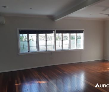 5 Little Street, Everton Park QLD 4053 - House For Rent | Domain - Photo 1