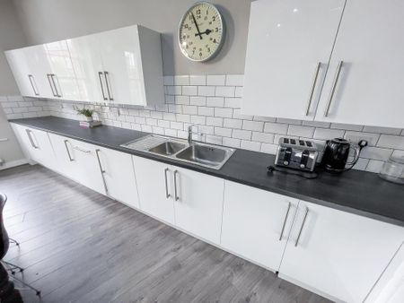3 bedroom house share to rent - Photo 4