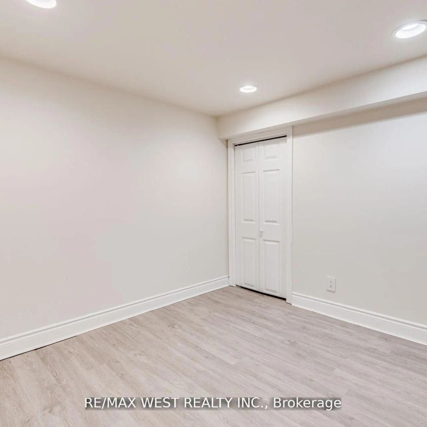 606 Conacher Drive #Lower - Photo 1