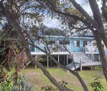 Ohope beach house - 2BR, Furnished - Photo 2