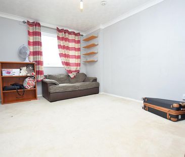 Norton Road, Dagenham, RM10 - Photo 4