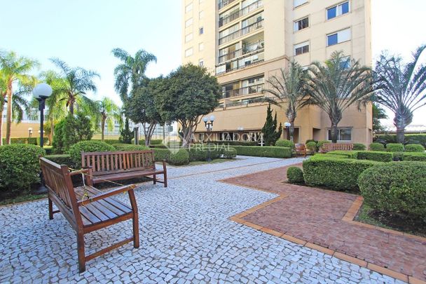 Apartamento com 3 quartos e 94m² para alugar em Jardim Europa, Porto Alegre. - Foto 1
