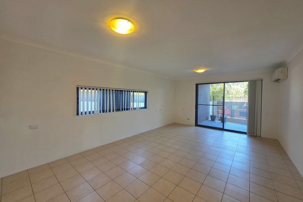 View Wednesday at 4.15pm - 4.30pm - Photo 1