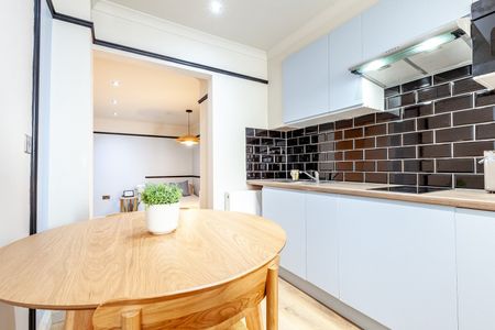 1 Bed Flat, Kensington Gardens Square, W2 - Photo 5