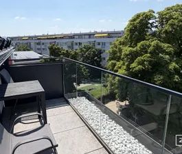 Stilvolle Dachgeschossresidenz mit hochwertiger Ausstattung und urb... - Photo 3