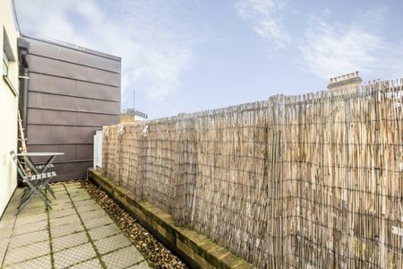 Starfield Road - Photo 4