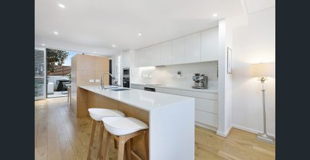 Tri-level townhouse offers private living - Photo 5