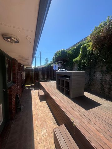 Scarborough - Photo 4