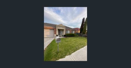 Spacious 4-Bedroom Family Home in a Prime Location! - Photo 3