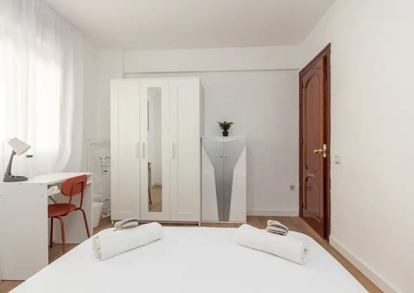 Calle Lozano de Torres, Málaga, Andalusia 29013