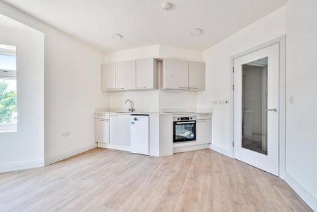 2 bedroom flat to rent - Photo 5