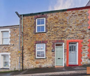 2 bedroom terraced house to rent - Photo 4