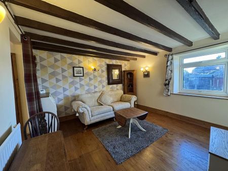 2 bedroom cottage to rent - Photo 3