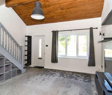 2 bedroom terraced house to rent - Photo 3