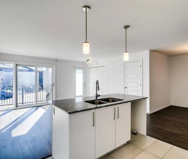 229 Boulevard D'amsterdam (Gatineau) Super Appartement 5 1/2 - Photo 1