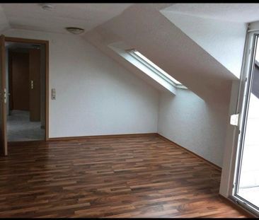 DACHGESCHOSS ZU VERMIETEN!! - Photo 4