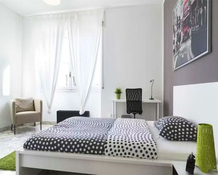 Via Giuseppe Bruschetti, Milan, Lombardy 20125 - Photo 4