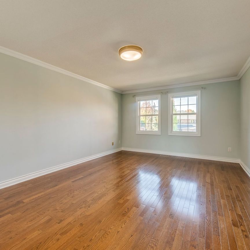 For Lease - 1322 Roseberry Crescent, Oakville, Ontario - Photo 1