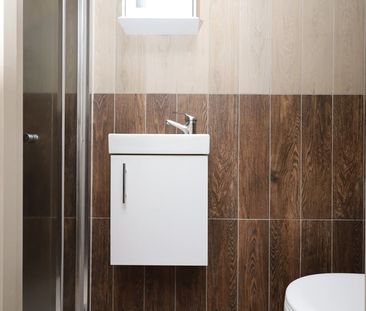 Studio Flat, Laleham Road, SE6 - Photo 3