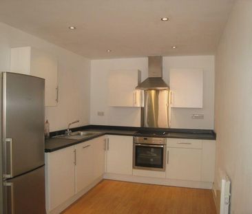 3 bedroom apartment to rent - Photo 3