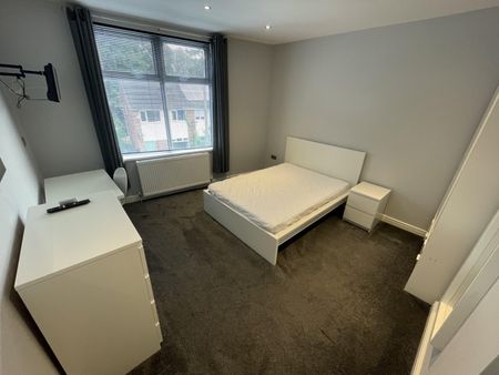 6 bedroom house to rent - Photo 5