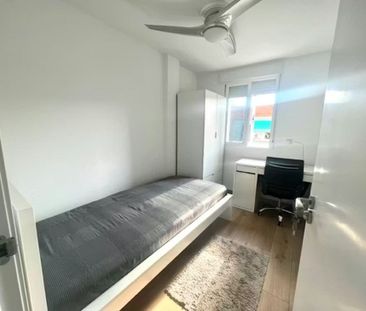 Avenida de las Vascongadas, Getafe, Community of Madrid 28903 - Photo 6