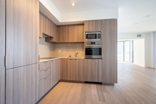 For Lease - 11 Wellesley Street Unit# 3405, Toronto, Ontario - Photo 1