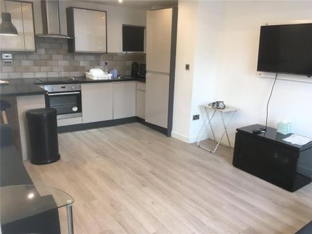 2 bedroom terraced house to rent - Photo 2