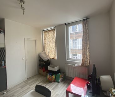 APPARTEMENT T2 NON MEUBLÉ - PROCHES COMMODITES - Photo 3
