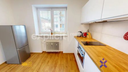 Pronájem bytu 1+1 31 m - Fotografie 3