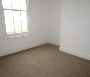 Castilian Street, Northampton - Photo 2