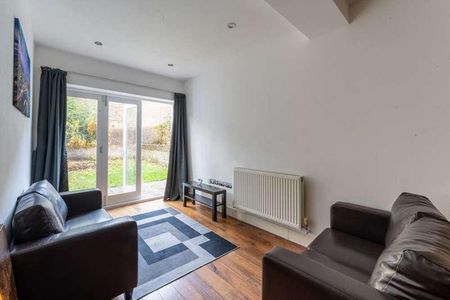 Victoria Road, Queen's, NW6 - Photo 2