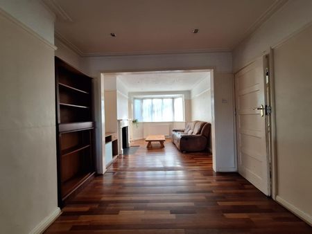 Waltham Way, London E4 - Photo 2