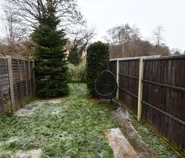 Bedroom Semi-detached Cottage In Haslemere, GU27 - Photo 2