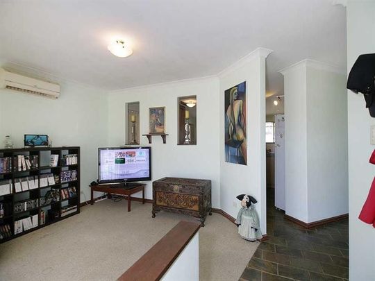 3 Lakewook Cove, Kenwick WA 6107 - House For Rent - $680 | Domain - Photo 1