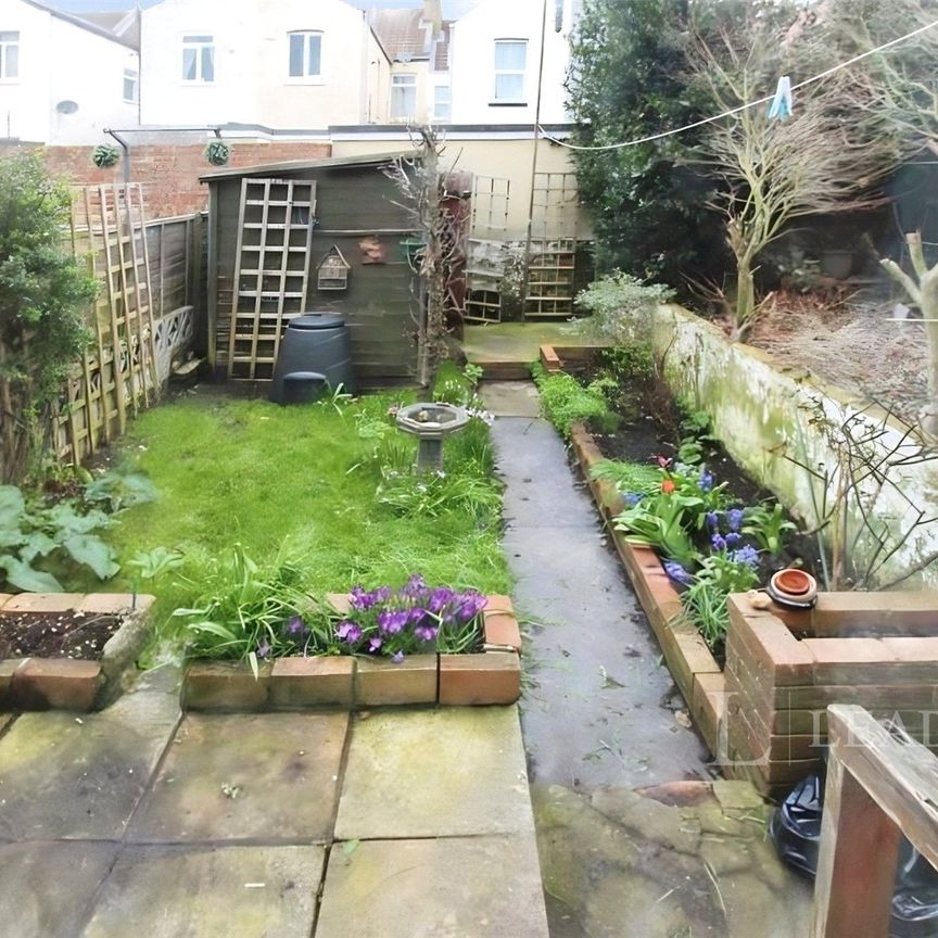 3 bedroom house to rent Harcourt Road, Portsmouth, PO1 - Photo 1