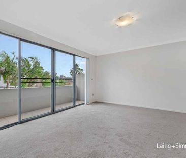 TWO BEDROOM TOWNHOUSE FOR LEASE - Photo 2