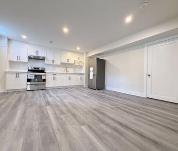 For Lease - 1 Kenneth Ross Bend Unit# Lower, East Gwillimbury, Ontario - Photo 4