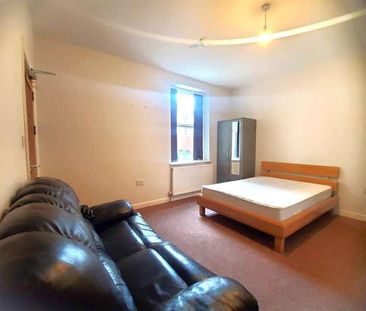 Fartown Green Road, Huddersfield, HD2 - Photo 1