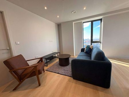 BRAND NEW Fully Furnished Two Double Bedroom, Two Bathroom Apartment at the Waterhouse Gardens Development. AVAILABLE NOW! - Photo 4