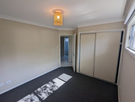 Modern, Private Granny Flat - Photo 4