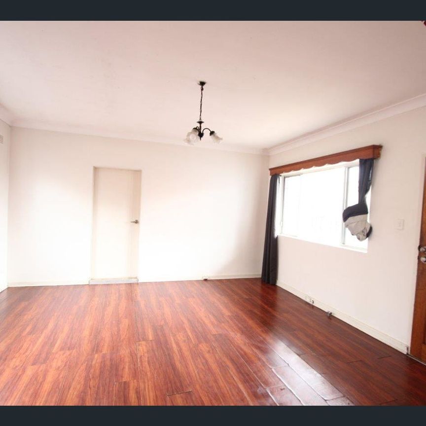 Spacious family home - Photo 1