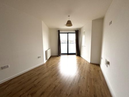 2 bedroom apartment to rent - Photo 2