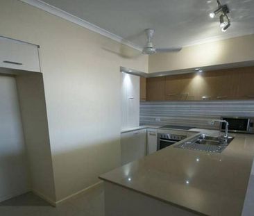 33A/174 Forrest Parade, - Photo 6