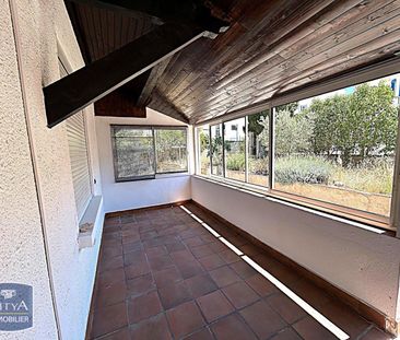 Location Maison 3 pièces 66m² CHATEAUNEUF LES MARTIGUES 13220 - Photo 1