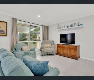 Beautifully Presented Brick Home – Modern Comfort Meets Easy Living - Photo 2