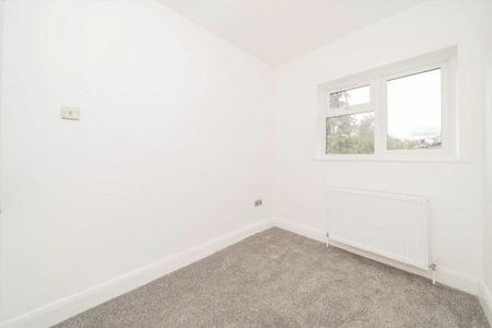 Hathaway Gardens, West Ealing, W13 - Photo 4