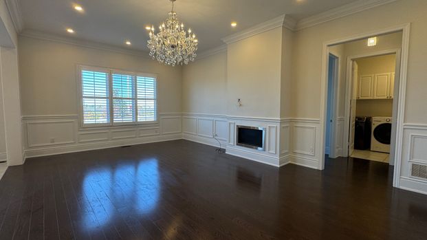 For Lease - 10 Ken Sinclair Crescent, Aurora, Ontario - Photo 1