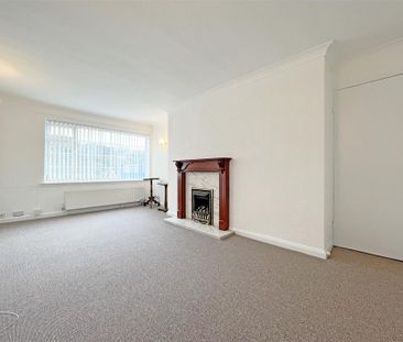 2 bedroom Detached bungalow to rent - Photo 4