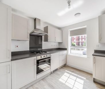 2 bedroom flat to rent - Photo 4
